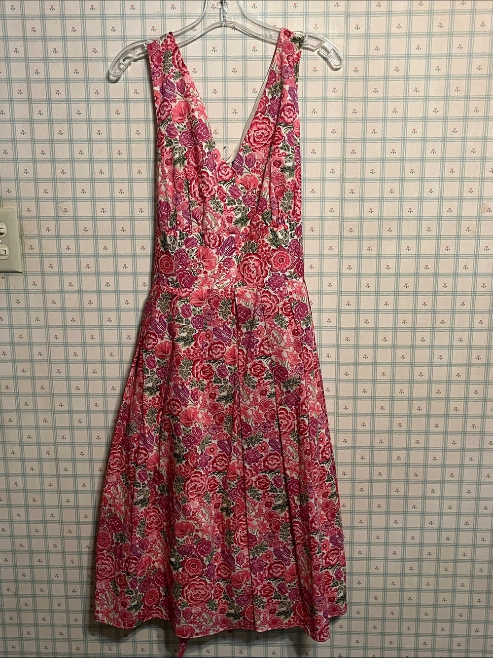 Brooks Brothers Pink Floral V-Neck Midi Dress